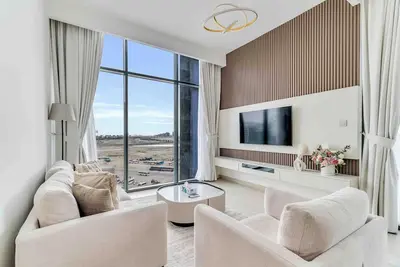 Image de Charming 1-Bedroom Apartment with Stunning Views and Modern Furnishings