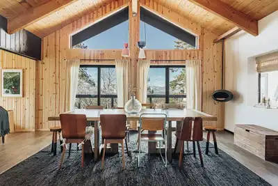 Image de Slopes/ Views/ Hot Tub /Privacy / Style