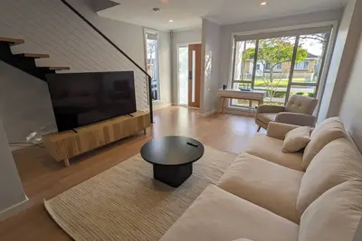 Image de Newly renovated Bentleigh East townhouse near Chadstone. Sleeps up to 5 guests.