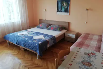 Image de Appartement de trois chambres avec la terrasse et la vue sur le mer Crikvenica (A-23997-a)