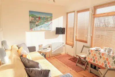 Image de 418 Norton Park, pet friendly, with a garden in Dartmouth