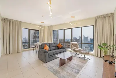Image de Chic Downtown 1br with Skyline Views I Speedy Wifi