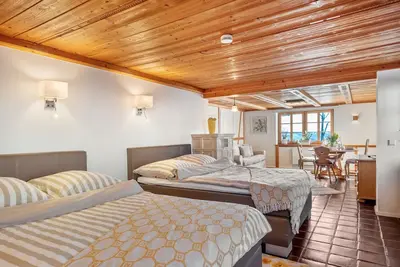 Image de Appartement \"Schwarzwaldstüble\" avec vue sur les montagnes, terrasse privée et Wi-Fi