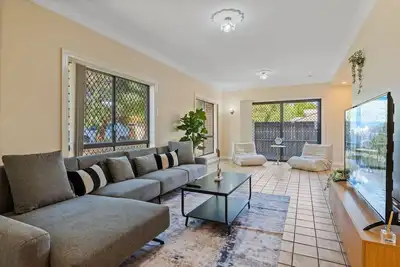 Image de Affordable & Convenient Stay | 4Beds w/ Ducted Ac