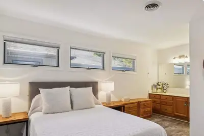 Image de Beautiful Sea Colony Condo for 4