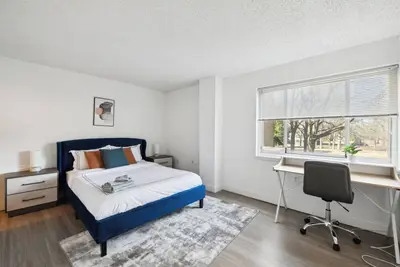 Image de Legacy at Imperial Village 201 I 2 Bed 2 Bath