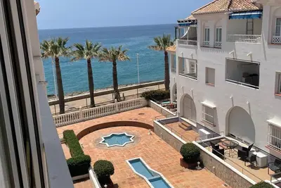 Image de Fuentes De Nerja, a few steps from the beach and the center of town