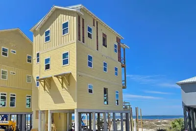 Image de Brand New Beachfront Build, Private Pool, Pet-Friendly, Windmark Beach