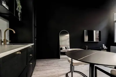 Image de Bachelor - Chic Renovated Studio