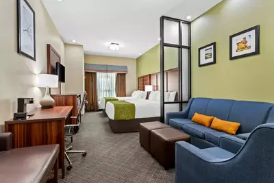 Image de Explore Roswell! Three Modern Units for Your Stay in Roswell w/ Indoor Pool!