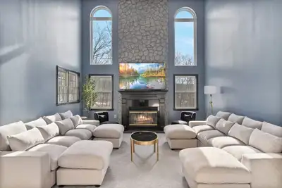 Image de Spacious Retreat w\/ Pool, Hot Tub & Game Room