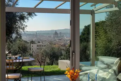 Image de Villino Arancio, Florence Panorama, small pool surrounded by olive trees