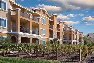 Image de Charming 1-bedroom retreat in Napa Valley with free WiFi and a fitness room.