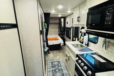 Image de Comfort and relaxation at Black Lake in Olympia