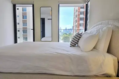 Image de Cozy Apartment with Free Parking Coworking