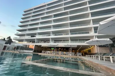 Image de Spacious beach front condo, 4-bedroom 4 bathroom in beautiful Bucerías