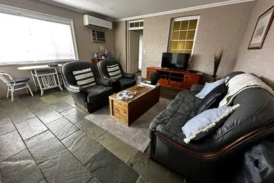 Image de Kenso Cottage 28 –Small walk shops, cafes, Markets