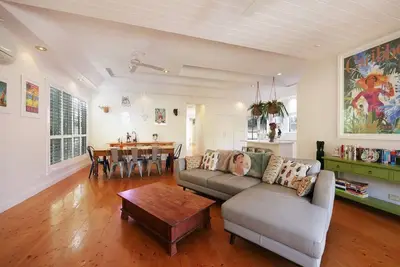 Image de 3 bdrm house in Cbd sleeps 6