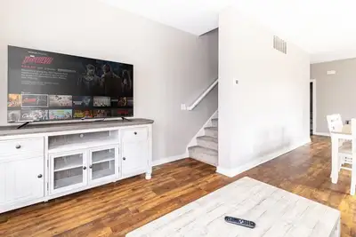 Image de Luxury Downtown Townhome w\/ Private Garage Unit 4