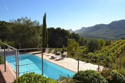 Image de Villa proche de la mer, à La Cadière-d'Azur, piscine et animaux admis (1).