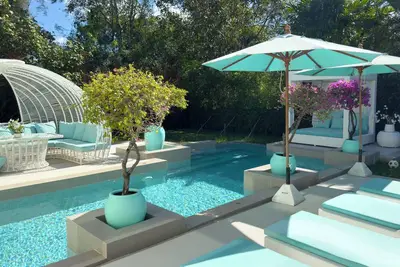 Image de The Spacious Beachfront villa near Banyan Tree