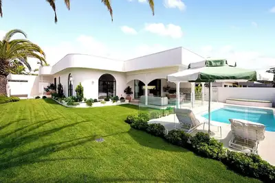 Image de Luxury Villas Himalaya House - luxury villa with pool
