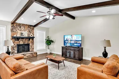 Image de 3br in Epic Central Area near At&T Cowboy Stadium - Dallas
