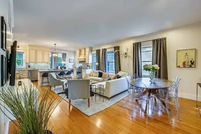 Image de New Luxury Renovation | near T