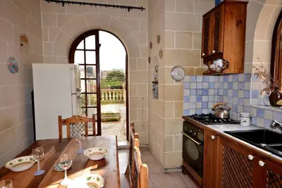 Image de Roof-top Spacious Private Room w bathroom - terrace