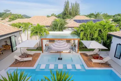 Image de Villa Thalias a New modern tropical balinese style