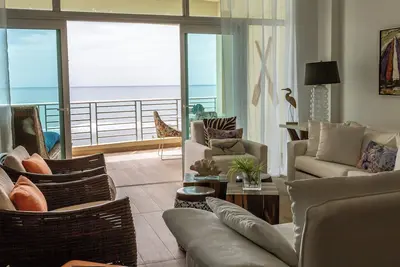 Image de Beachfront| Queen Bed| Full Kitchen| 150 M2