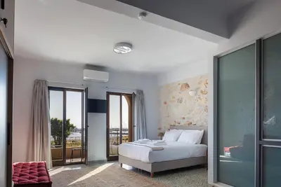 Image de Chryssi Seafront Living, 1