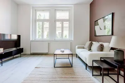 Image de Blueground | Rostovska str, renovated & furnished (Prg-19)