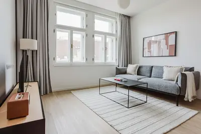 Image de Blueground | Prague 2, renovated, Náměstí Míru (Prg-33)
