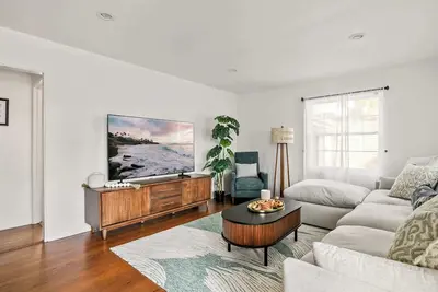 Image de Cozy Coastal Stay Hot Tub & Putting Green