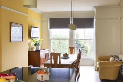 Image de The Clarence - An exceptionally spacious Edwardian town house in the heart of Bishop Auckland.