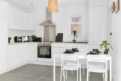 Image de 4 Bedrooms - 3 Bathrooms House