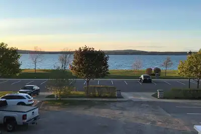 Image de Stunning Château - Little Traverse Bay
