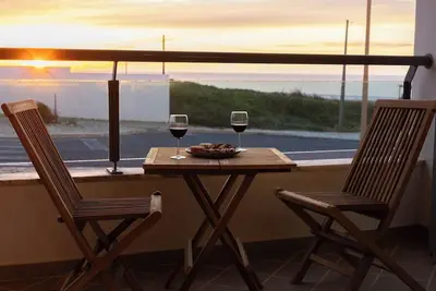 Image de Beach front, 2-bedroom apartment in Santa Cruz