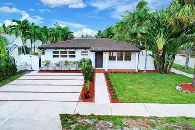 Image de Charming Home West Palm Beach Wpb Bbq & Courtyard