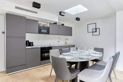 Image de Élégant Appartement Climatisé avec 4 Chambres