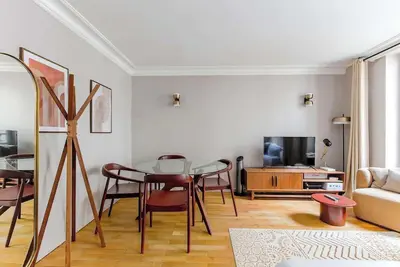 Image de Appartement proche Tour Eiffel - 1br 2/4 personnes