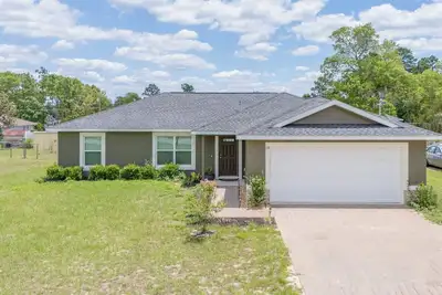 Image de Charming Cozy 3-bedroom house with WiFi, fitness room in lovely Ocala