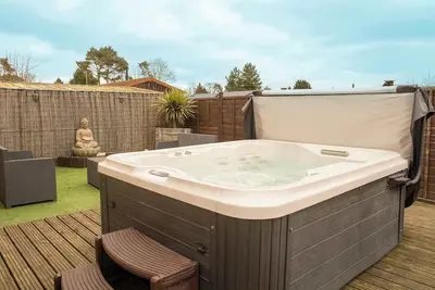 Image de Nualas Lodge | Family-Friendly Hot Tub Break