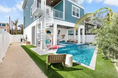 Image de Take A Dip- Luxury 6 bedrooms