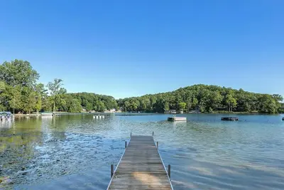 Image de Lakefront Emerald Cove Cottage-3 bd, 2 ba -Sleeps 10