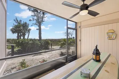 Image de Luxury Gulf-Front Condo on Sanibel Island – Unparalleled Views & Top-of-the-Line