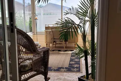 Image de Minutes from Lake Sumter Landing, best amenities. Fees and golf cart included!