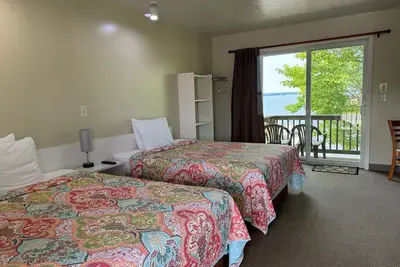 Image de Lake View Motel & Gift Shop - Lakeview Two Double Up