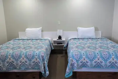 Image de Lake View Motel & Gift Shop - Non-lakeview Two Double